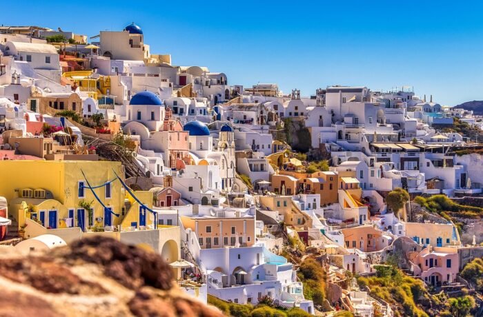 Hungary vs Greece Golden Visa: Comparing Two EUR 250,000 Routes (2026)