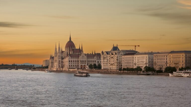 Budapest on the Danube, the destination for Indian families applying for Hungary's golden visa