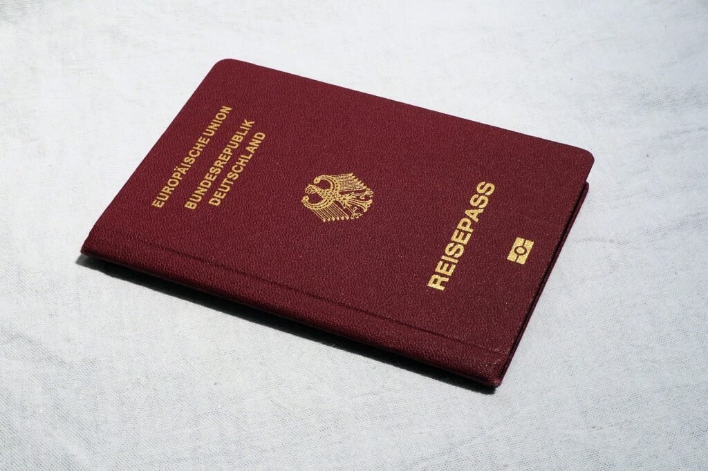 Does Hungary Allow Dual Citizenship? What Investors Need to Know (2026)
